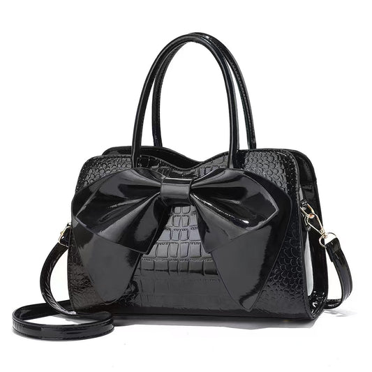 Bow Detail Pebbled Crossbody Bag