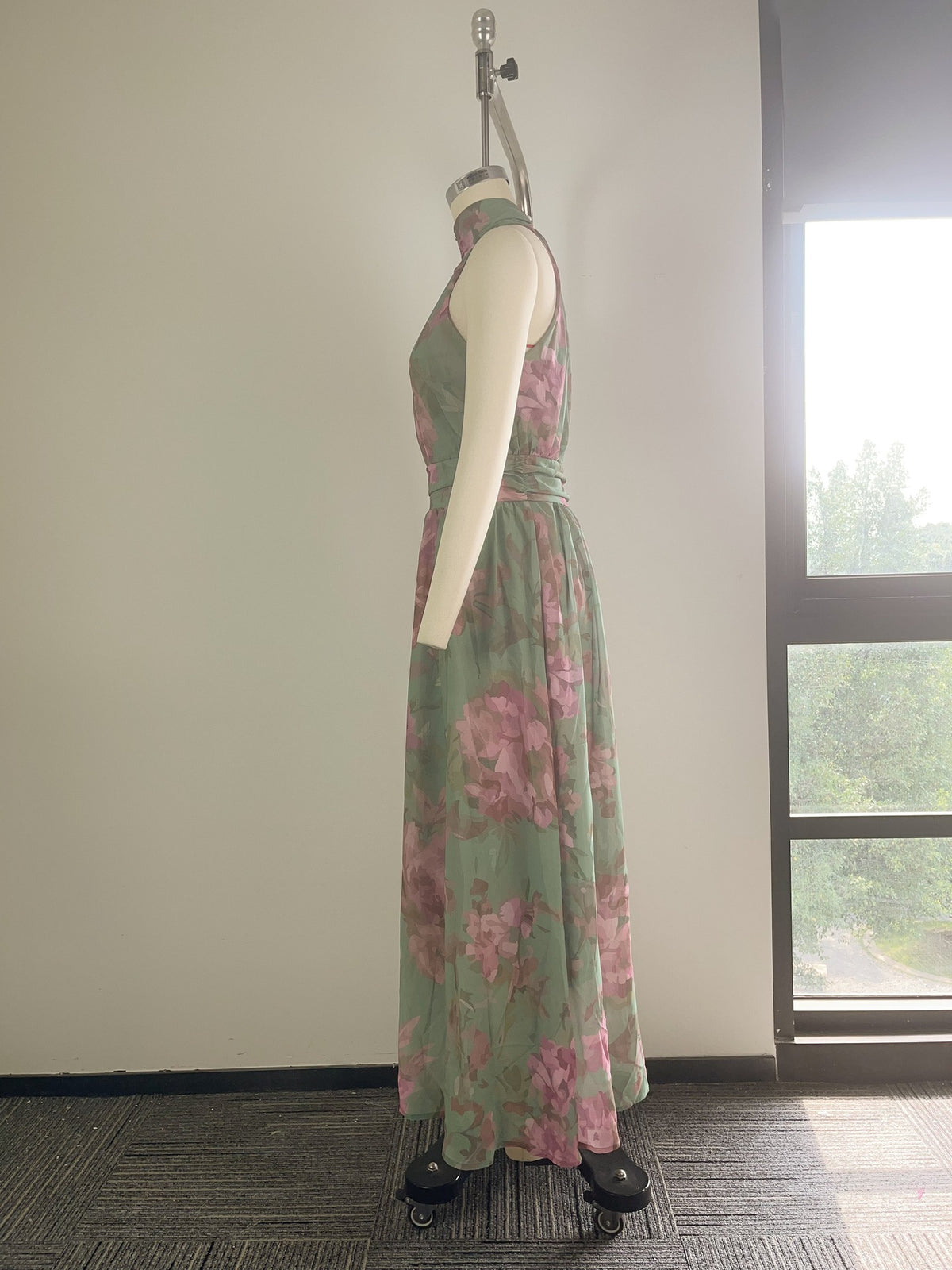 Women's Elegant Print Halter Neck Waist-Cinching Dress