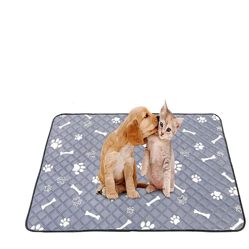 Absorbent Non-Slip Pet Mat
