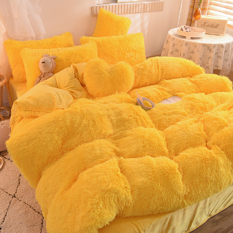 Coral Velvet Four-Piece Bedding Set