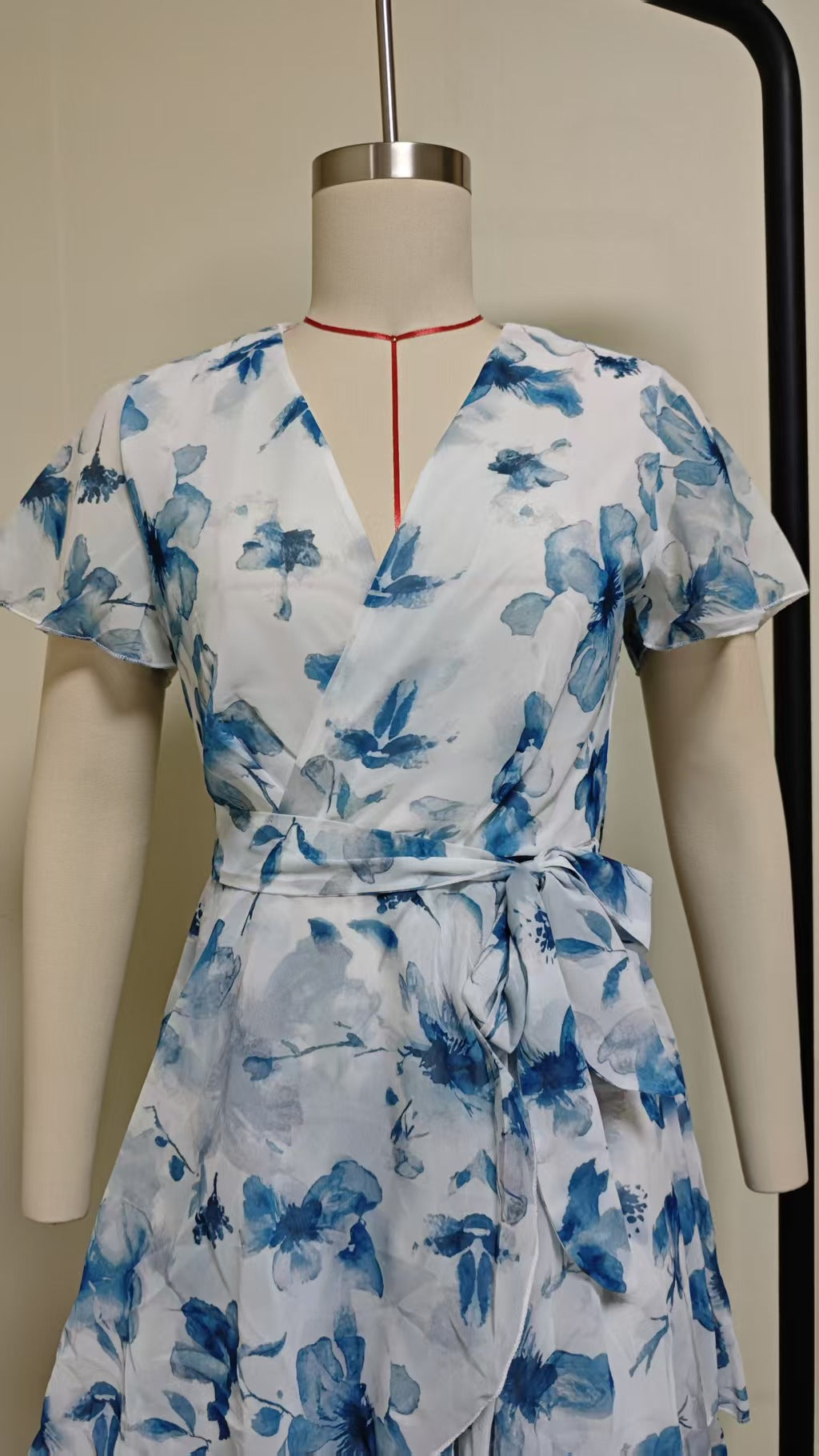 Women's Floral Print V-Neck Short Sleeve Bohemian Swing Dress