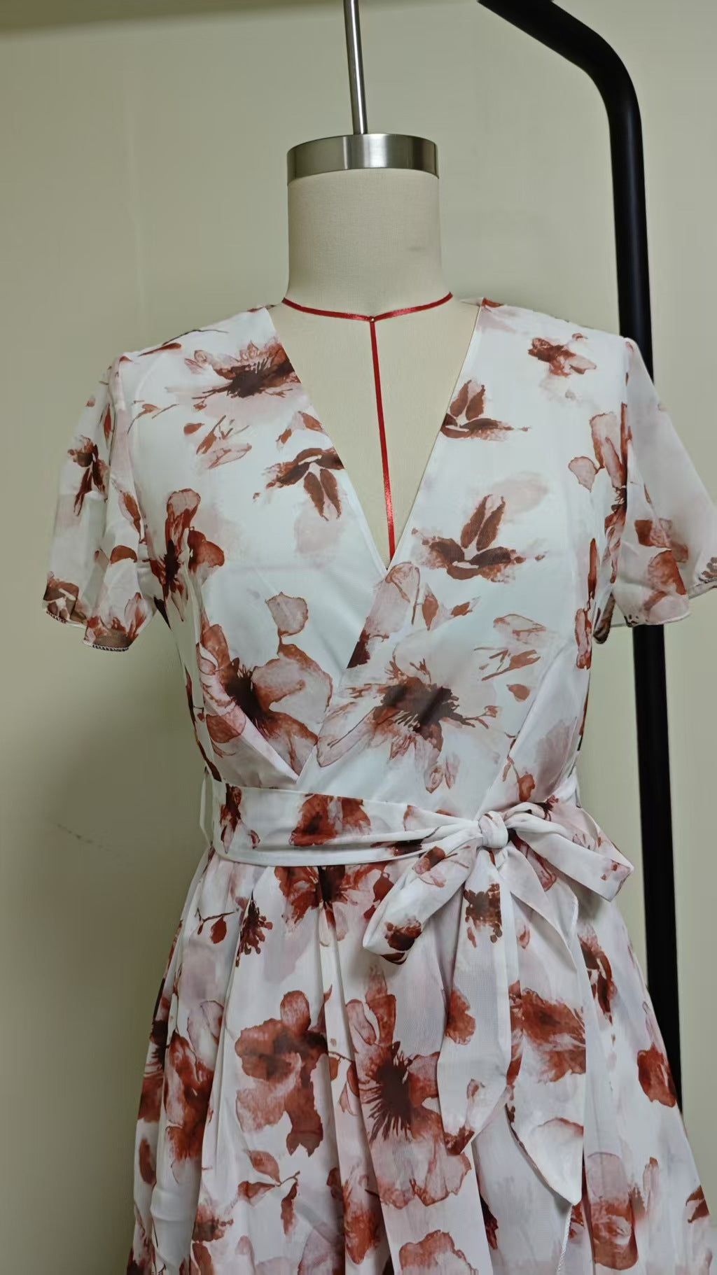 Women's Floral Print V-Neck Short Sleeve Bohemian Swing Dress