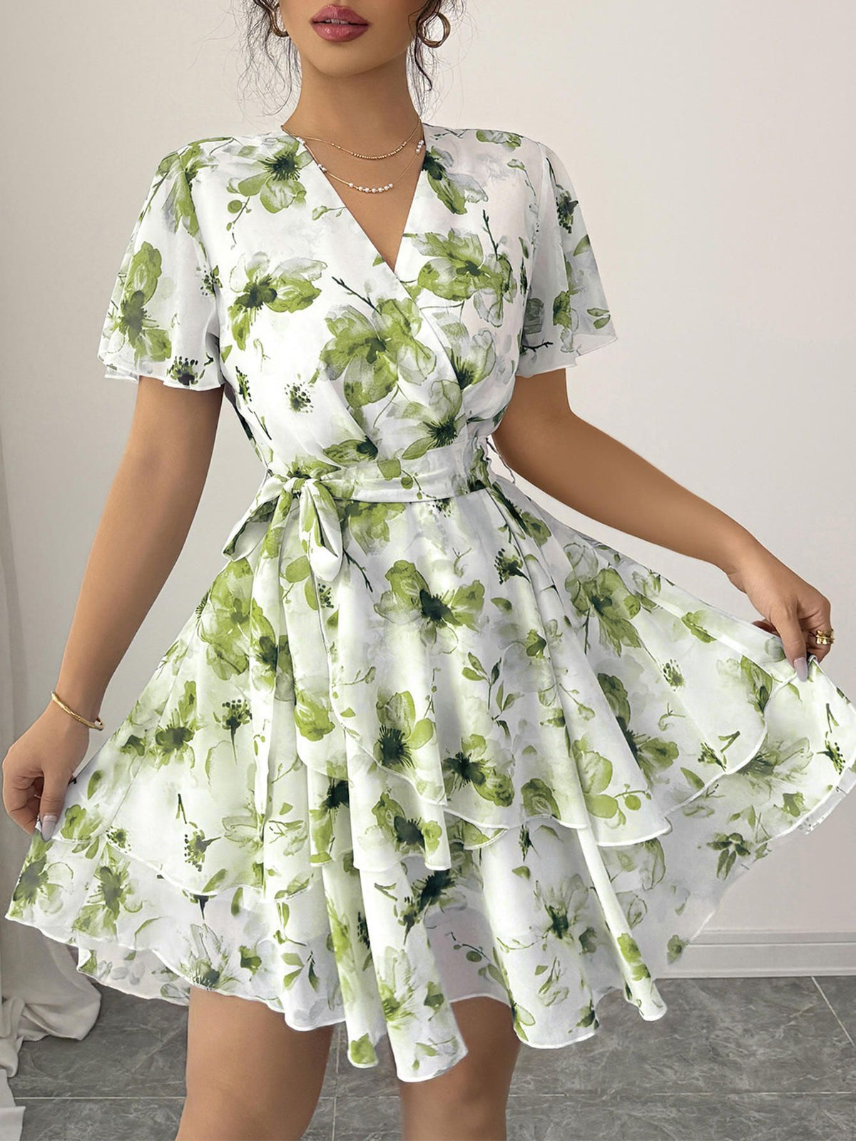 Women's Floral Print V-Neck Short Sleeve Bohemian Swing Dress