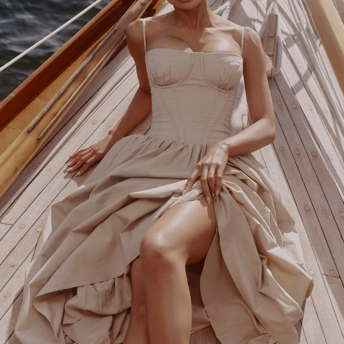 Women's Elegant Strapless Dress