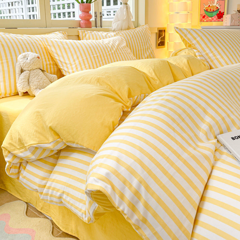 Striped Student Dorm Bedding Set