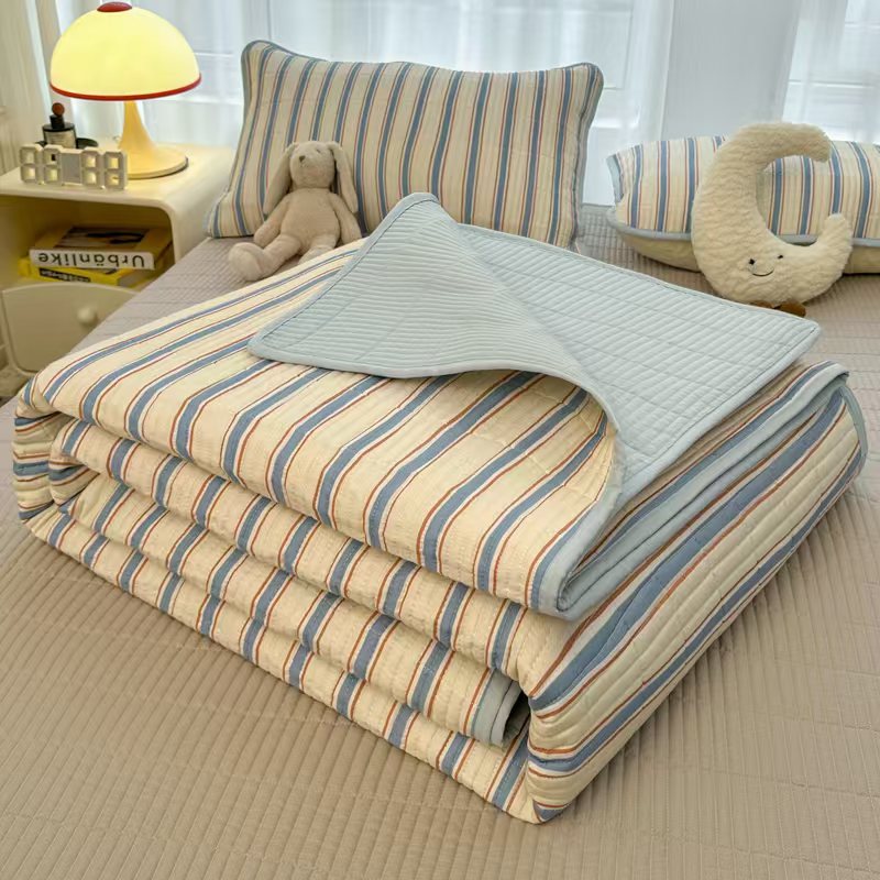 Quilted Cotton Anti-Slip Bed Cover