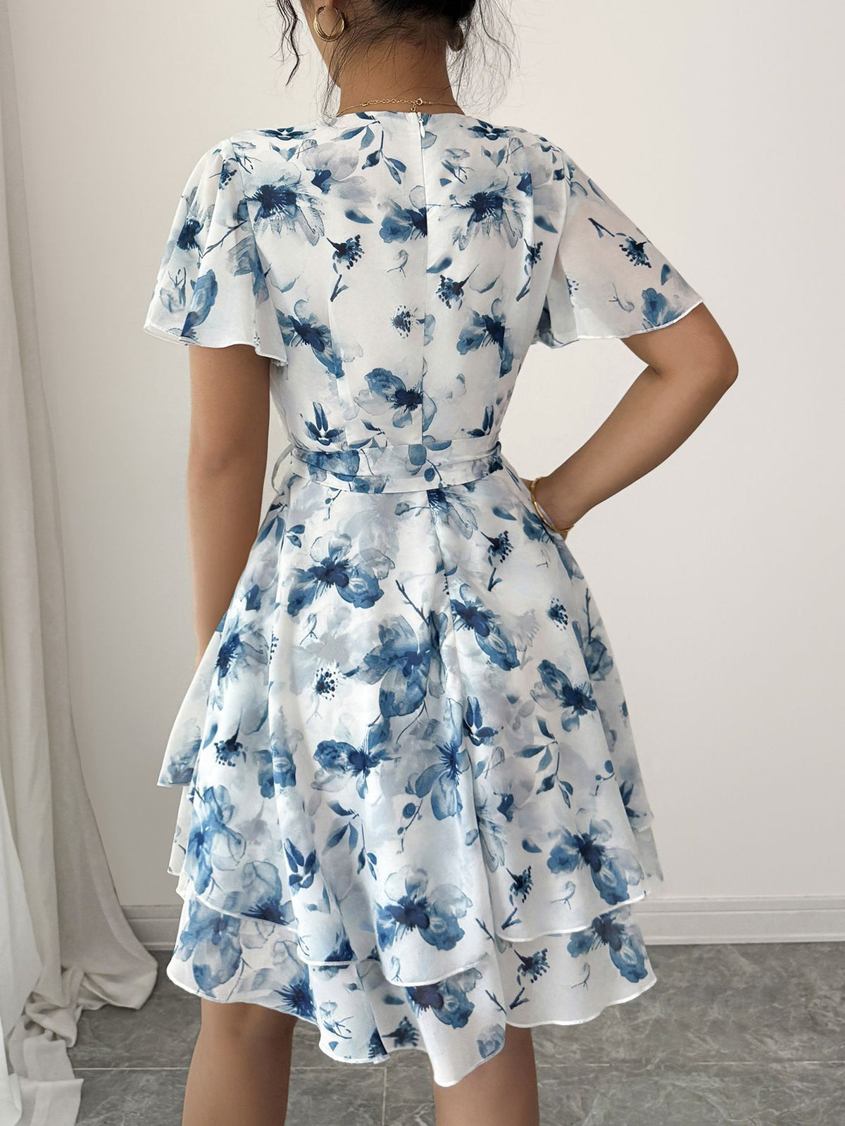Women's Floral Print V-Neck Short Sleeve Bohemian Swing Dress