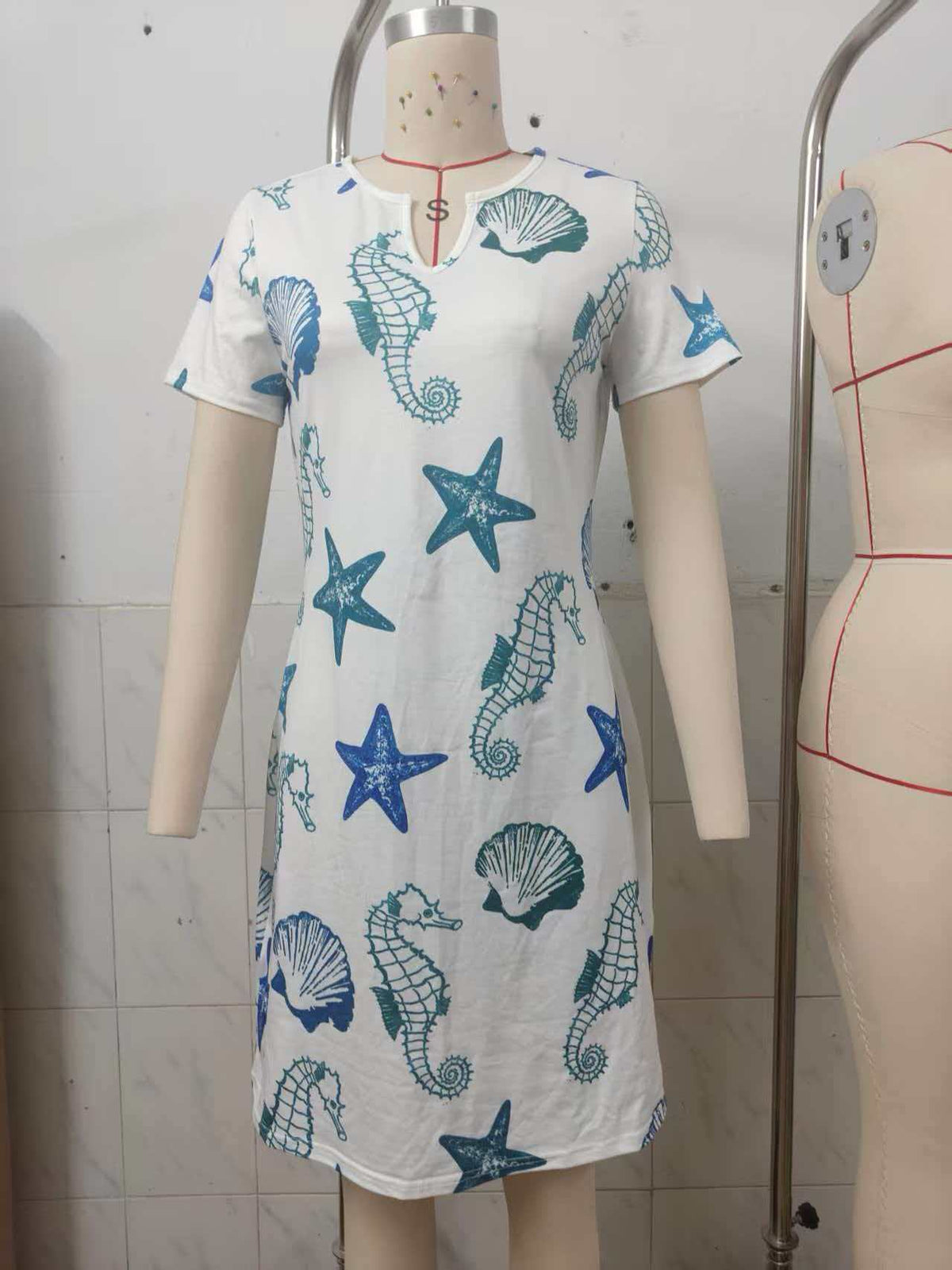 Women's V-Neck Starfish Print Short Sleeve Dress