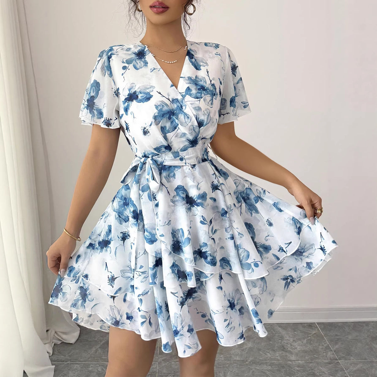Women's Floral Print V-Neck Short Sleeve Bohemian Swing Dress