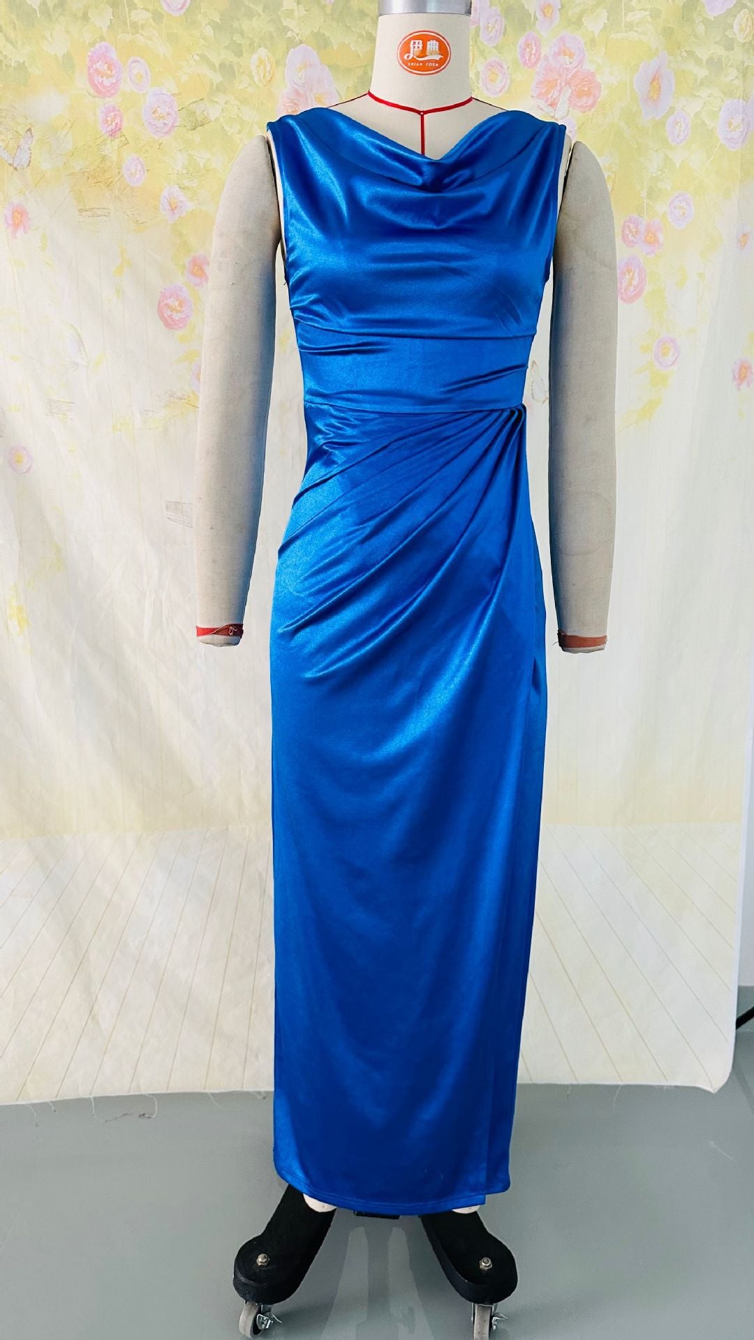 Women's Sleeveless Satin Dress with Hem Slit